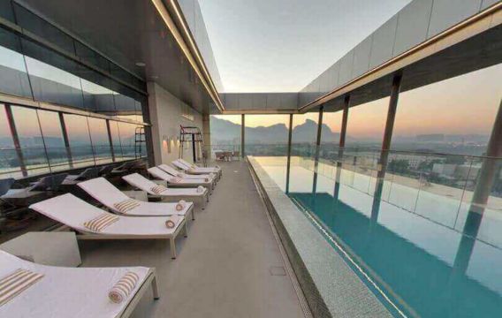 Os melhores Hotéis com piscinas no Rio de Janeiro. 